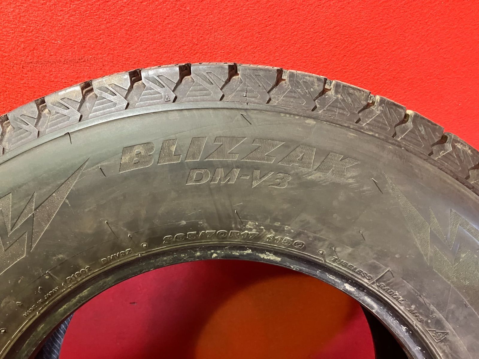 スタッドレスタイヤ