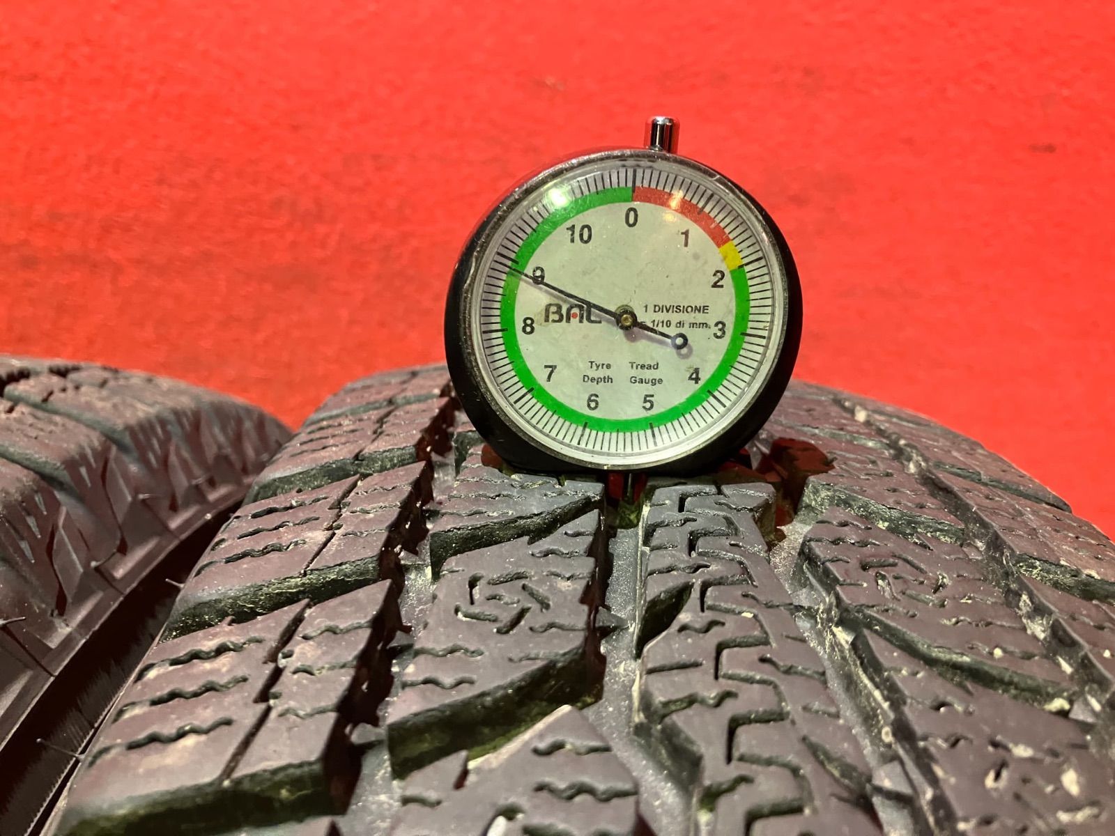 スタッドレスタイヤ 175 80 R 16 TOYO GSi 6 LS 4本SET