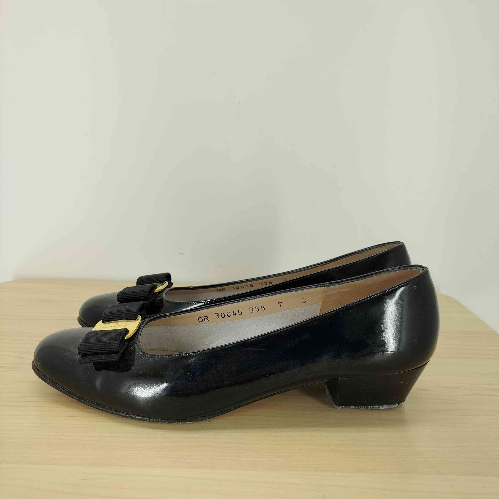 サルヴァトーレフェラガモ Salvatore Ferragamo フェラガモリボン