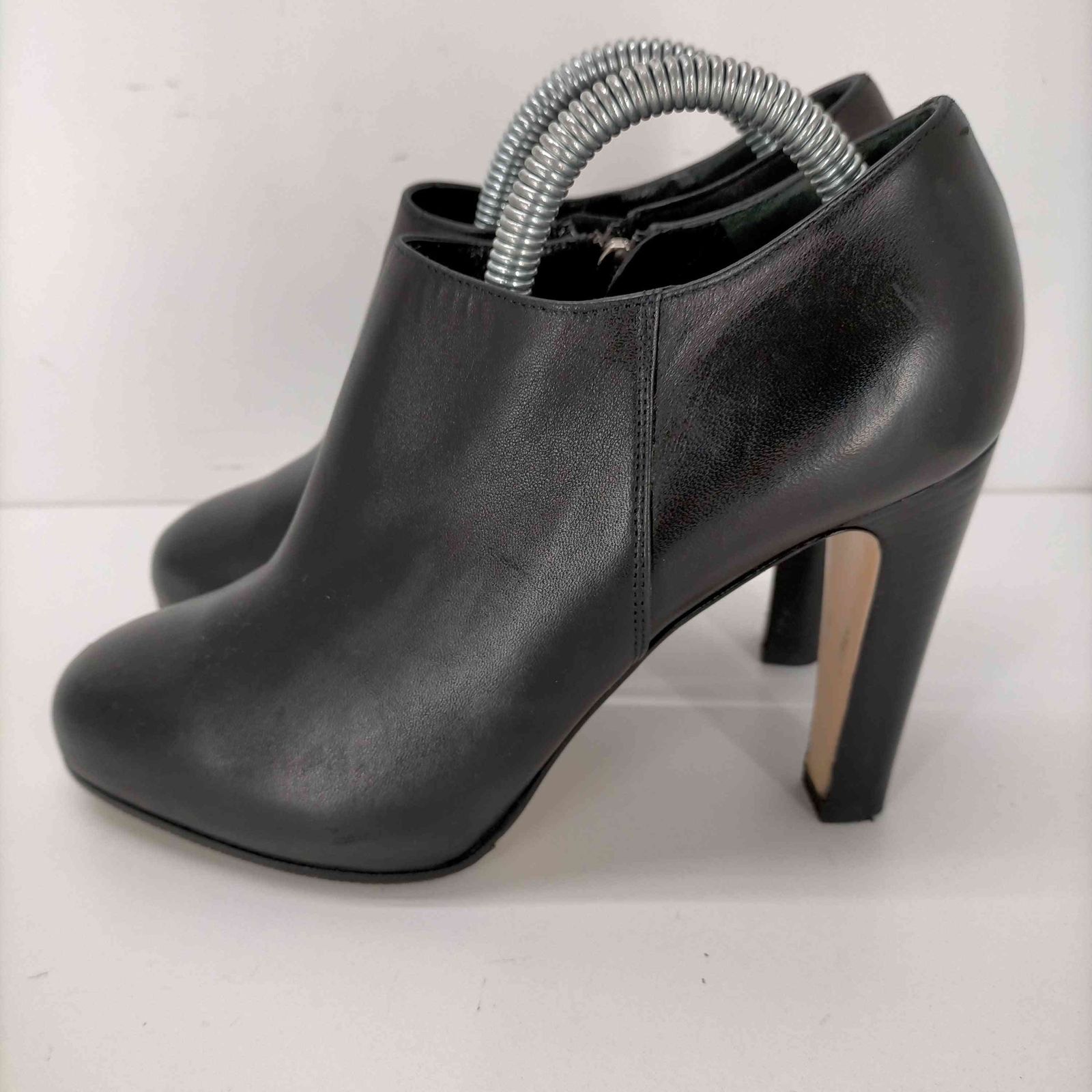 極美品 ジャンヴィト ロッシ GIANVITO 85 レザー パンプス 36 黒 極美品 ジャンヴィト ロッシ GIANVITO 85 レザー パンプス 36 黒