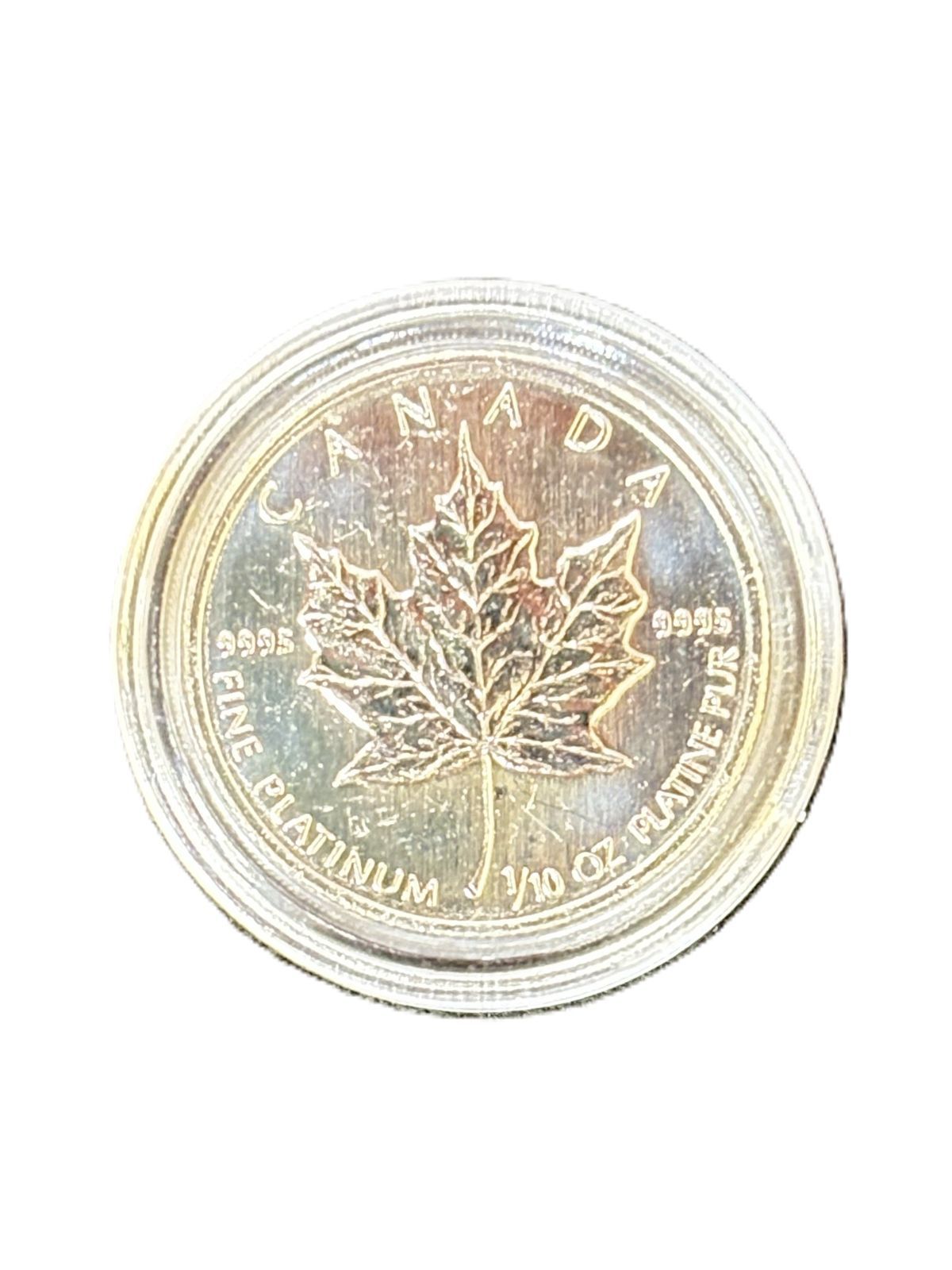 Pt 1000 ケース付き エリザベス2世 メイプルリーフコイン 5ドルコイン 1 10オンス 3 1ｇ