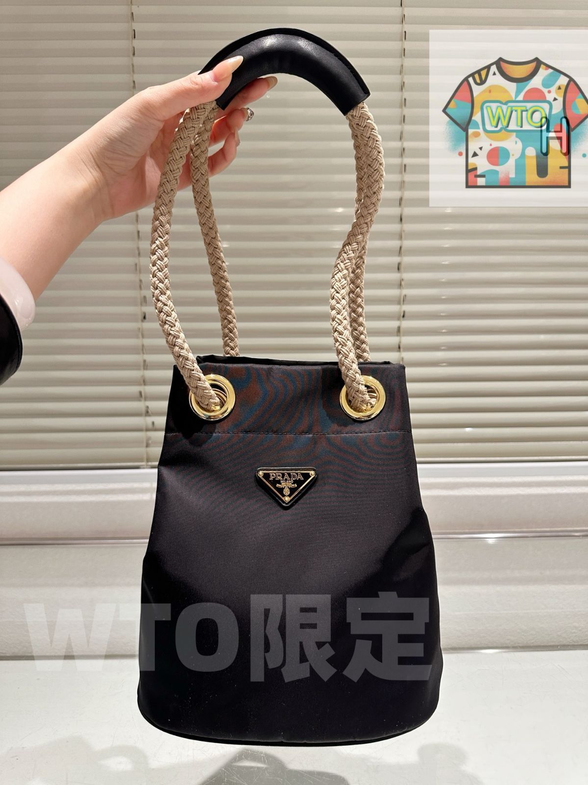 今日 Prada 2025 Parachute Bag プラダ 年新款パラシュートバッグ WTO輸入1