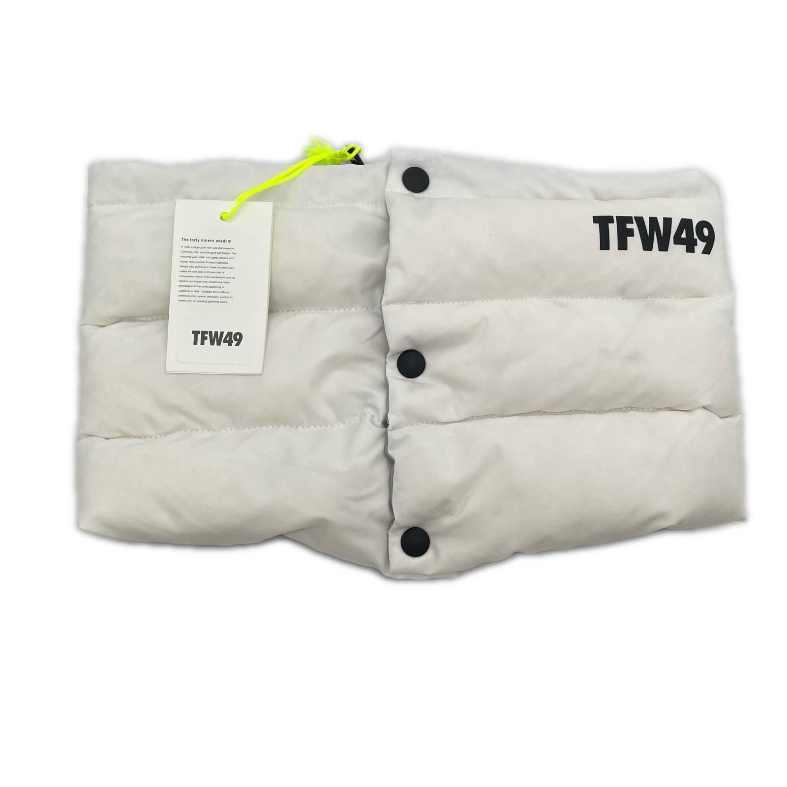ティーエフダブリュー フォーティーナイン TFW49 ネックウォーマー フリー ホワイト ブランドロゴ ダウン