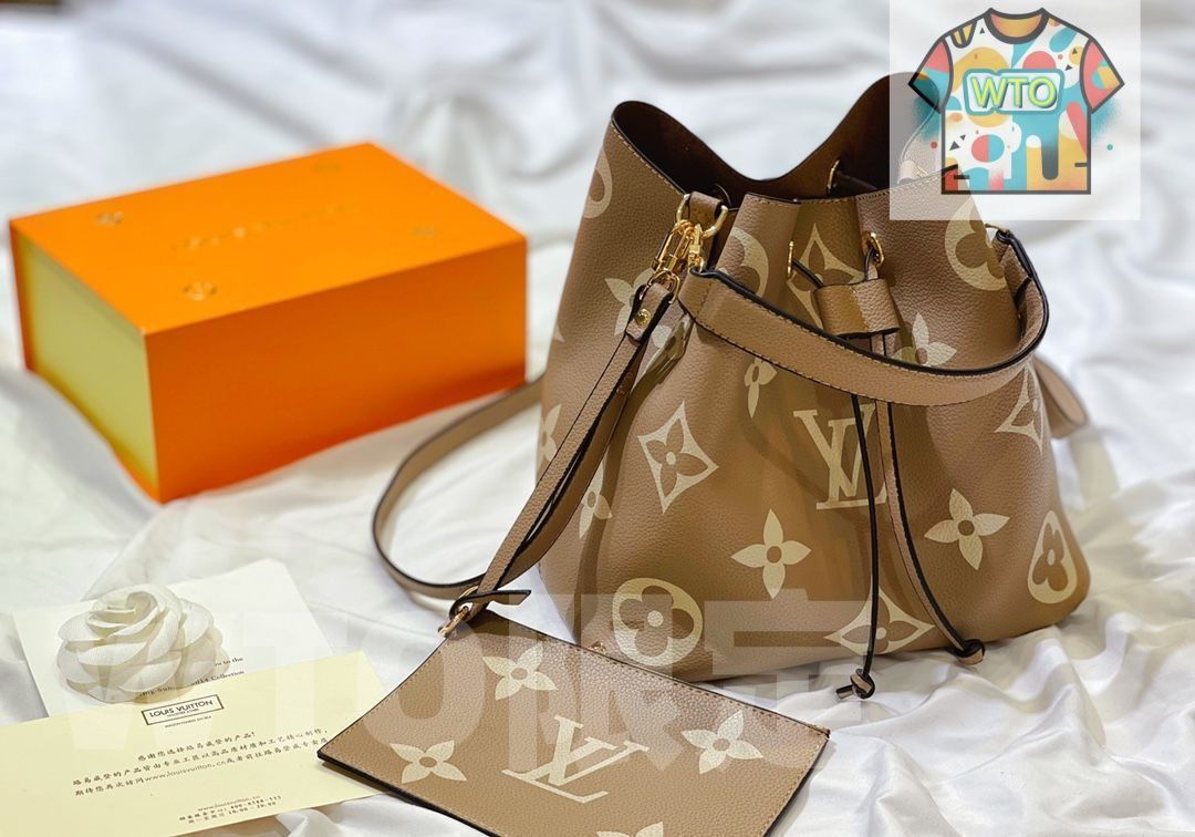 ハンドバッグ 財布