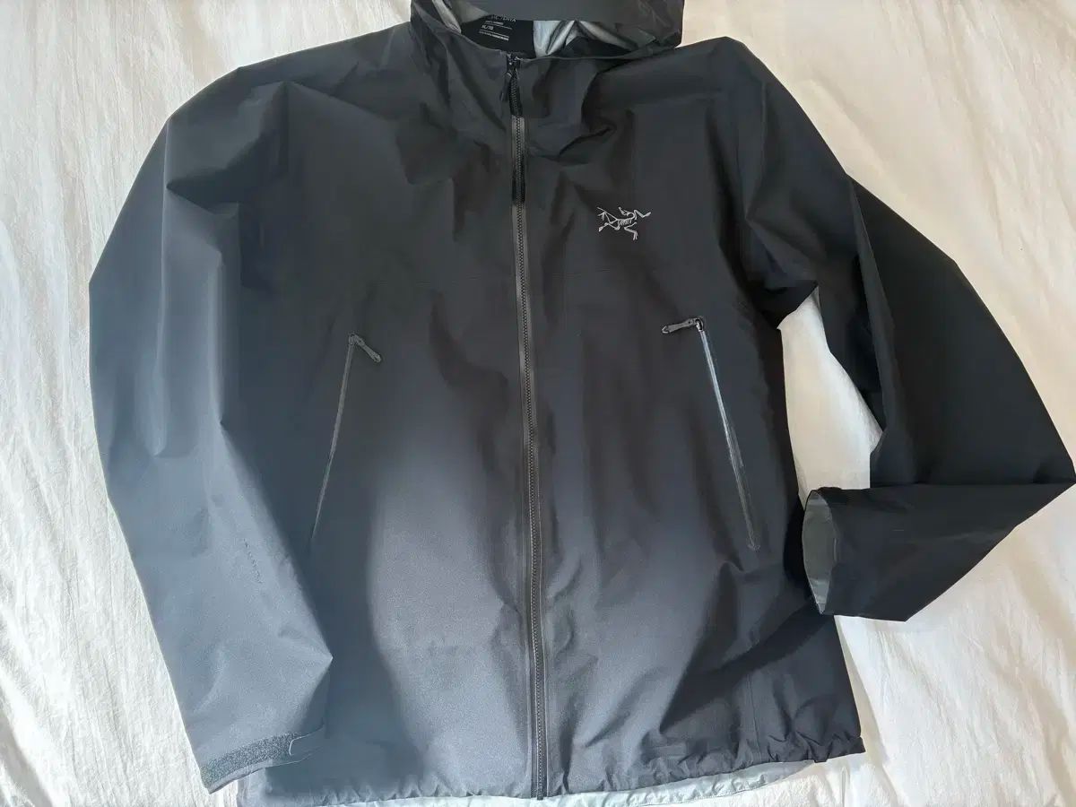 ARC TERYX アークテリクス ベータジャケット ブラック XL