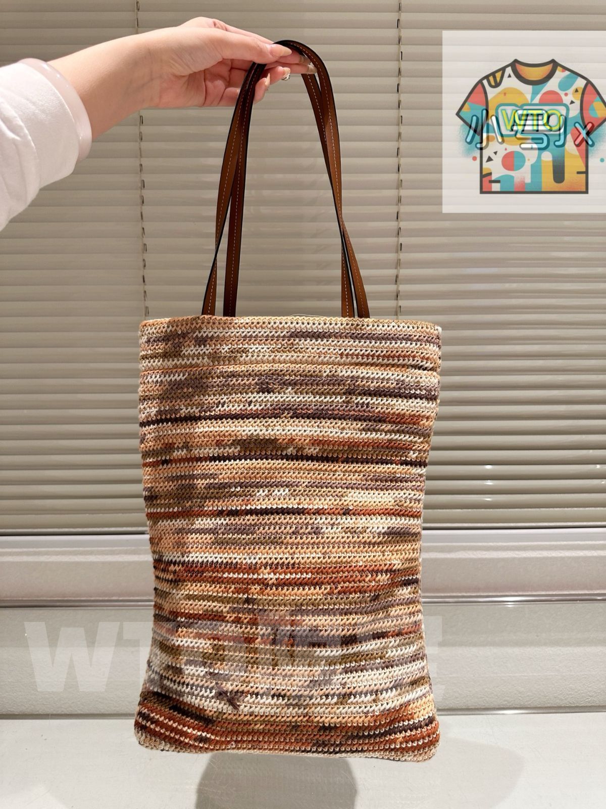 今日 Miu Miu Summer Limited Beach Tote Bag 2025 サンドバッグ 草編み ブルー × アプリコット ノンボックス-WTO輸入1