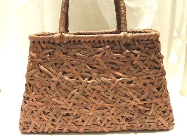 山葡萄 乱れ編 トートバッグ かごバッグ レディース ブラウン 天然木 山ぶどう 編み込み デザイン 籠 カゴ 7K
