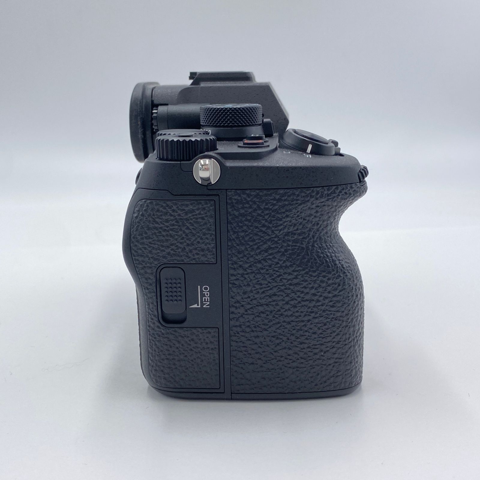 美品 ソニー SONY α7 IV ILCE-7M4 付属品完備 シャッター回数810回