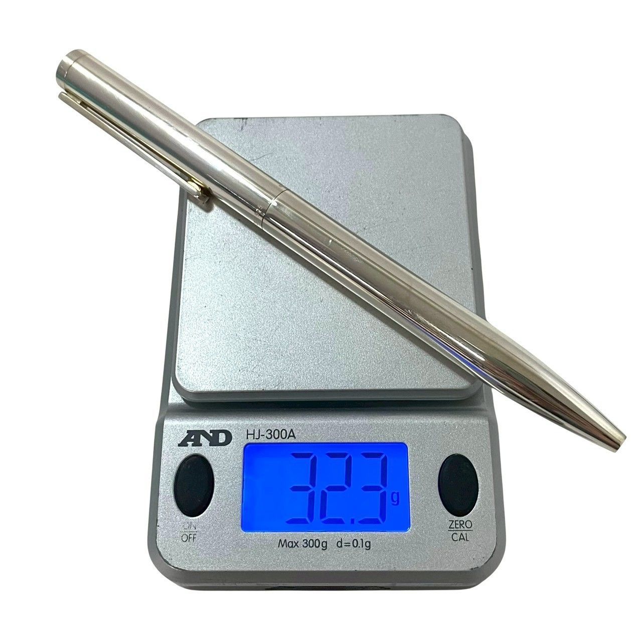 TIFFANY-Co. リトラクタブル