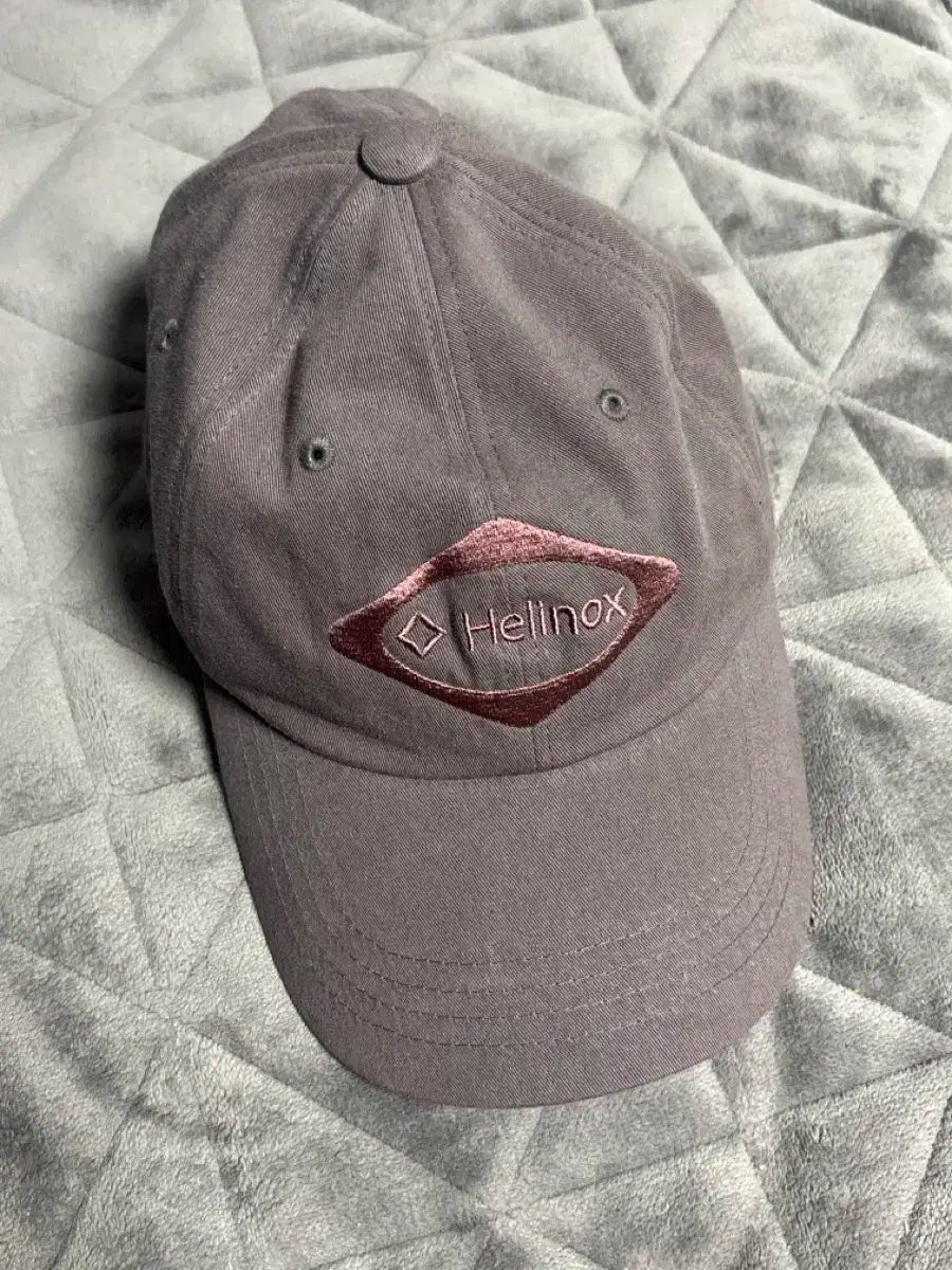 ミスチーフ ベースボールキャップ