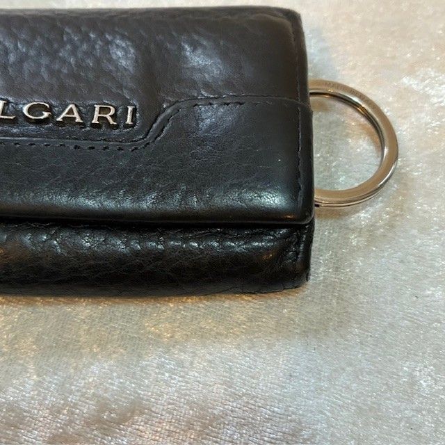 ブルガリ BVLGARI ブラックレザー メタルエンブレム 6連キーケース