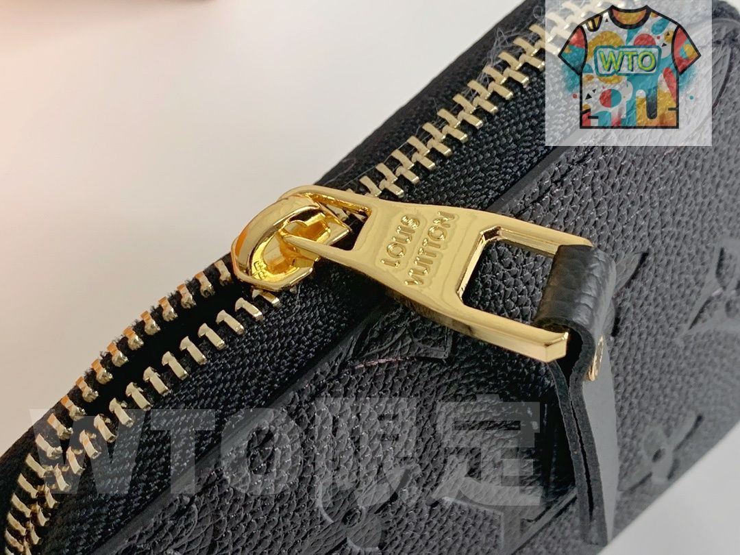 ダイヤモンド柄ジップコインケース