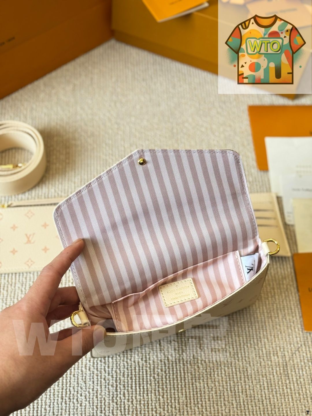 ポシェット フェリシエ