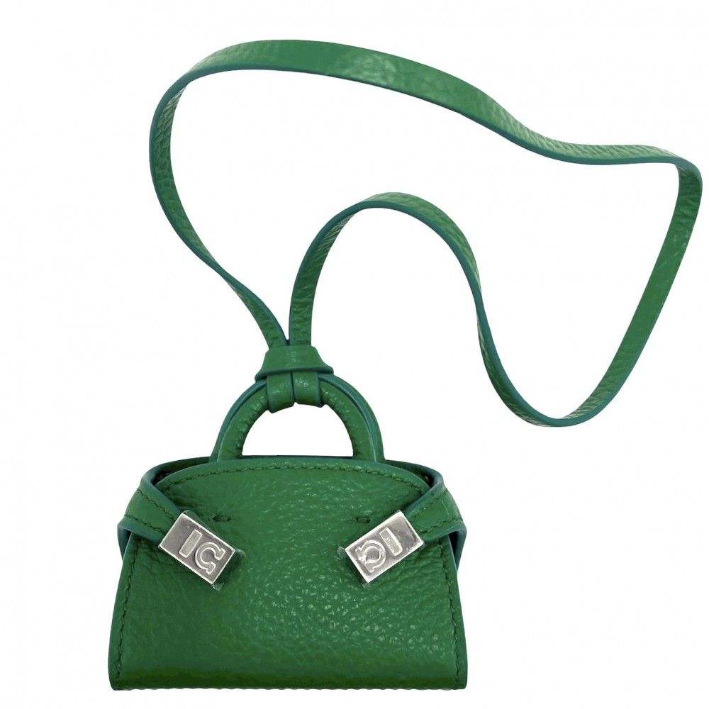 サルヴァトーレフェラガモ バッグチャーム レディース 小物 ハグチャーム Hugバッグモチーフ キーホルダー Salvatore Ferragamo カーフ グリーン 緑 シルバー金具 品