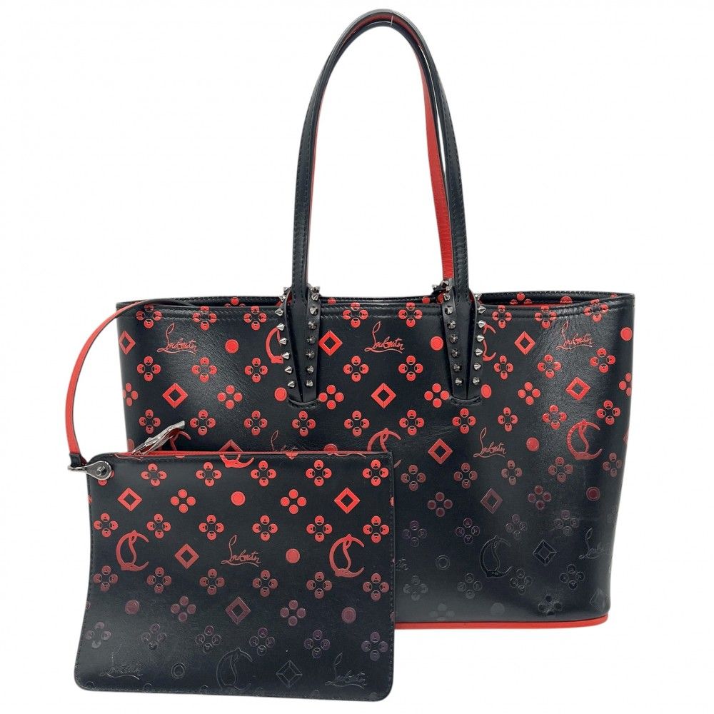 クリスチャンルブタン トートバッグ レディース カバタ ルビインザスカイ ハンドバッグ 肩掛け CABATA スタッズ ポーチ付き Christian Louboutin レザー ブラック 黒 レッド 赤 ガンメタル金具 品