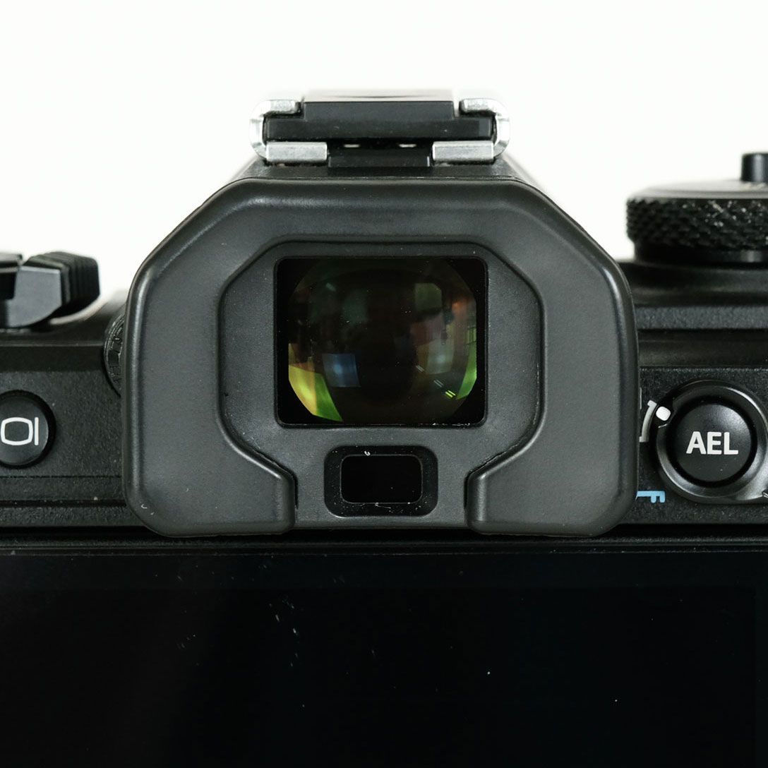 ミラーレス一眼カメラ