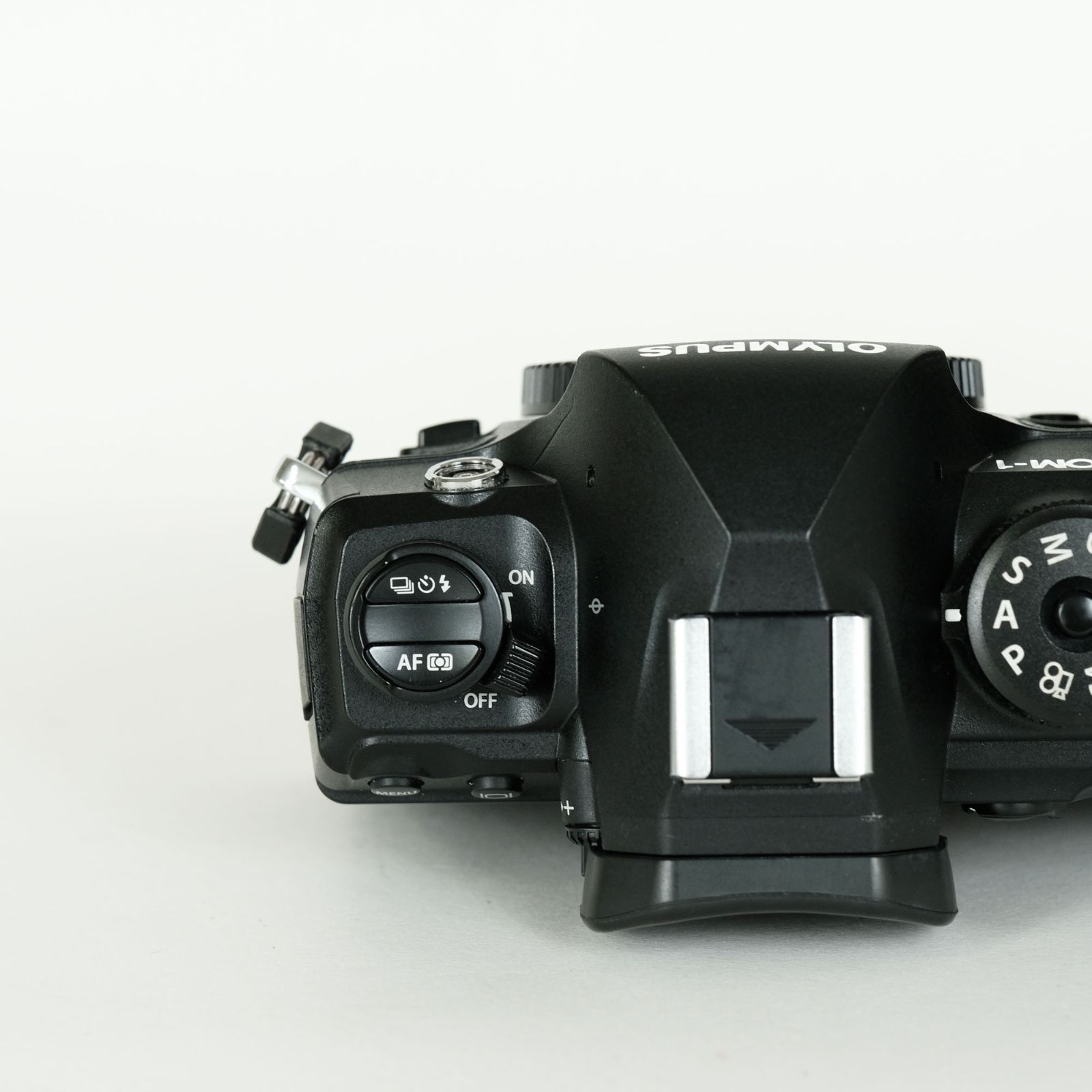 シャッター数57