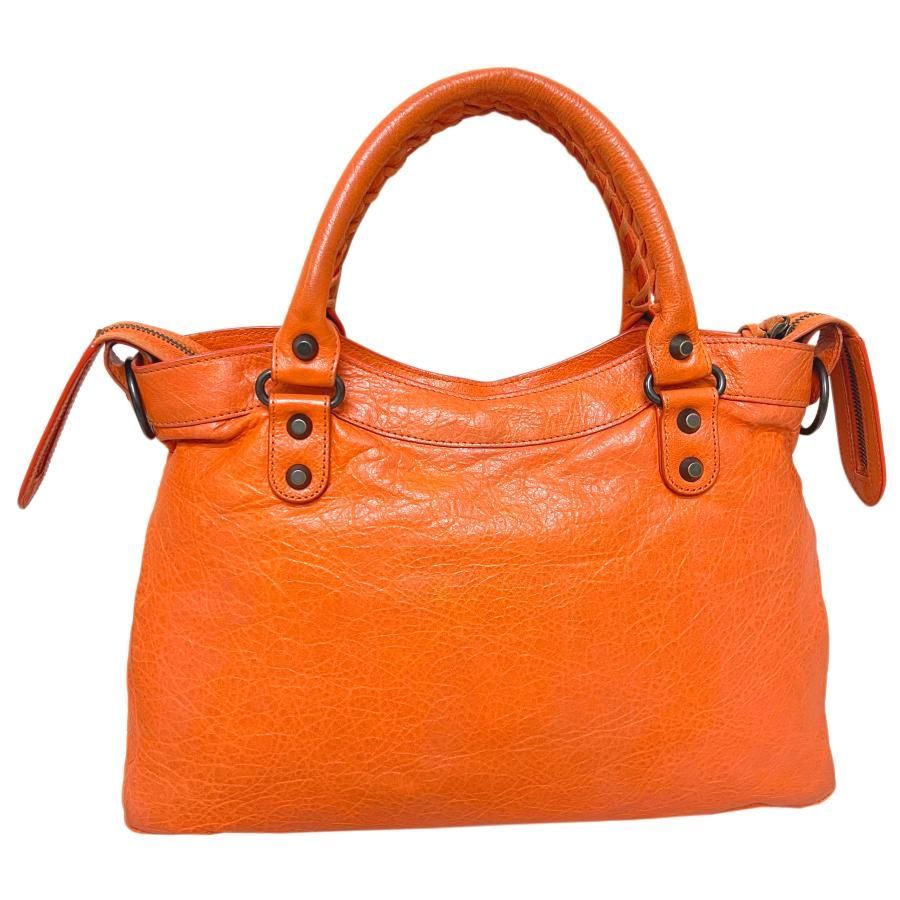 バレンシアガ　タウン　2way バレンシアガ(BALENCIAGA)バレンシアガ ザ・タウン 2wayショルダー