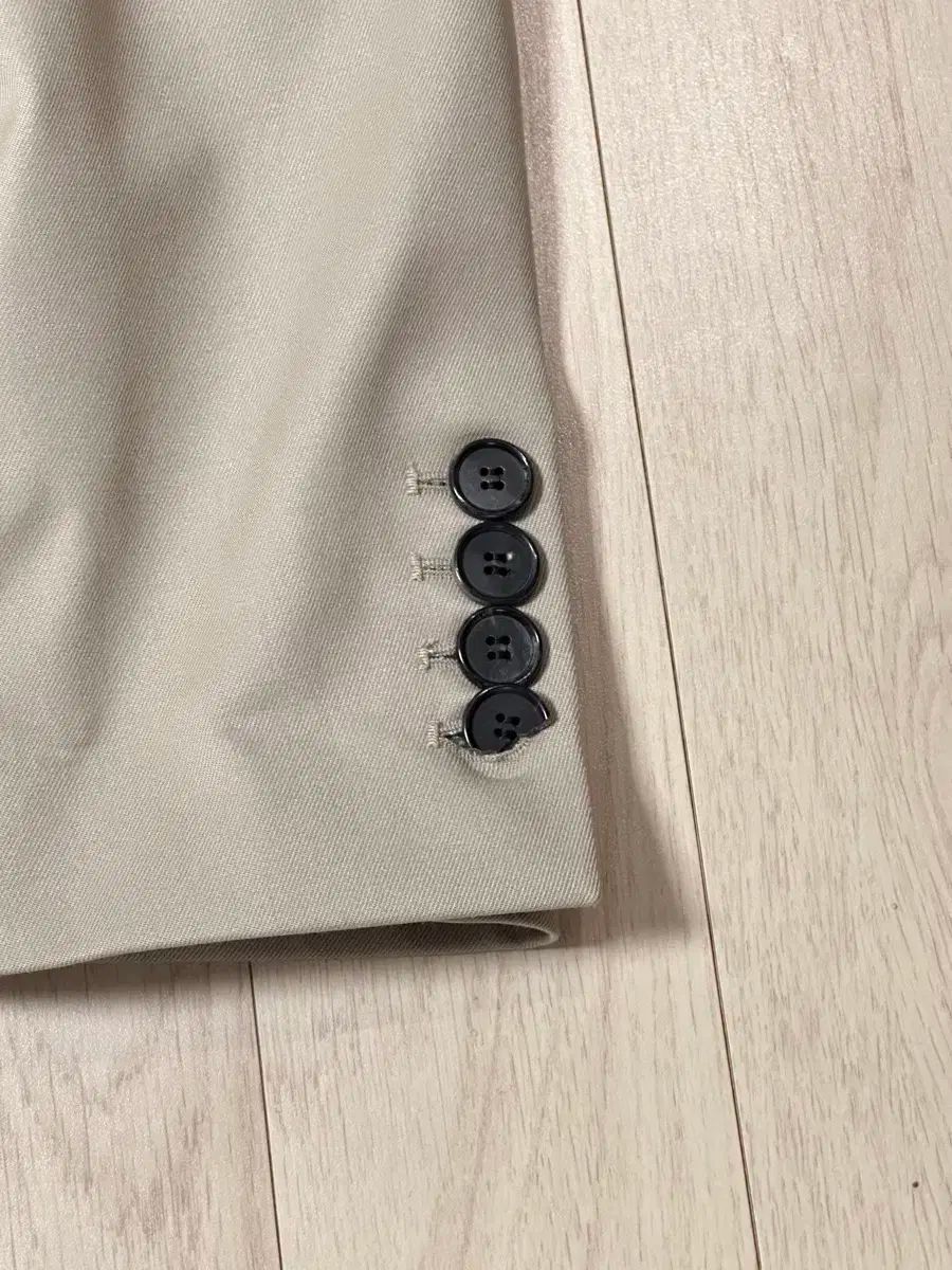 品数豊富！ ESSENTIALS エッセンシャルズ ダブルボタン ブレーザー M 激安大特集！