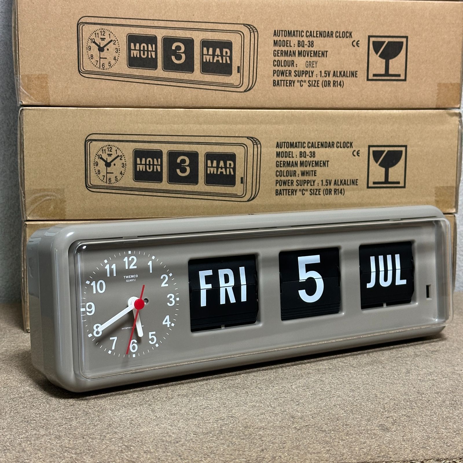 TWEMCO トゥエンコ BQ 38 グレー 置き掛け兼用時計 ドイツの動き 香港製 オイルディフューザー 掛時計 柱時計 