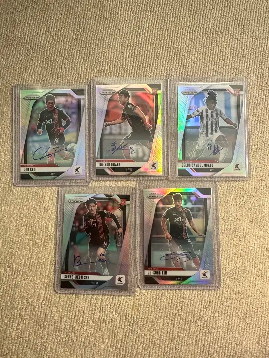 FCソウル シルバーオートカード 30枚 サイン入り 2025 Kリーグ パニーニ プリズム