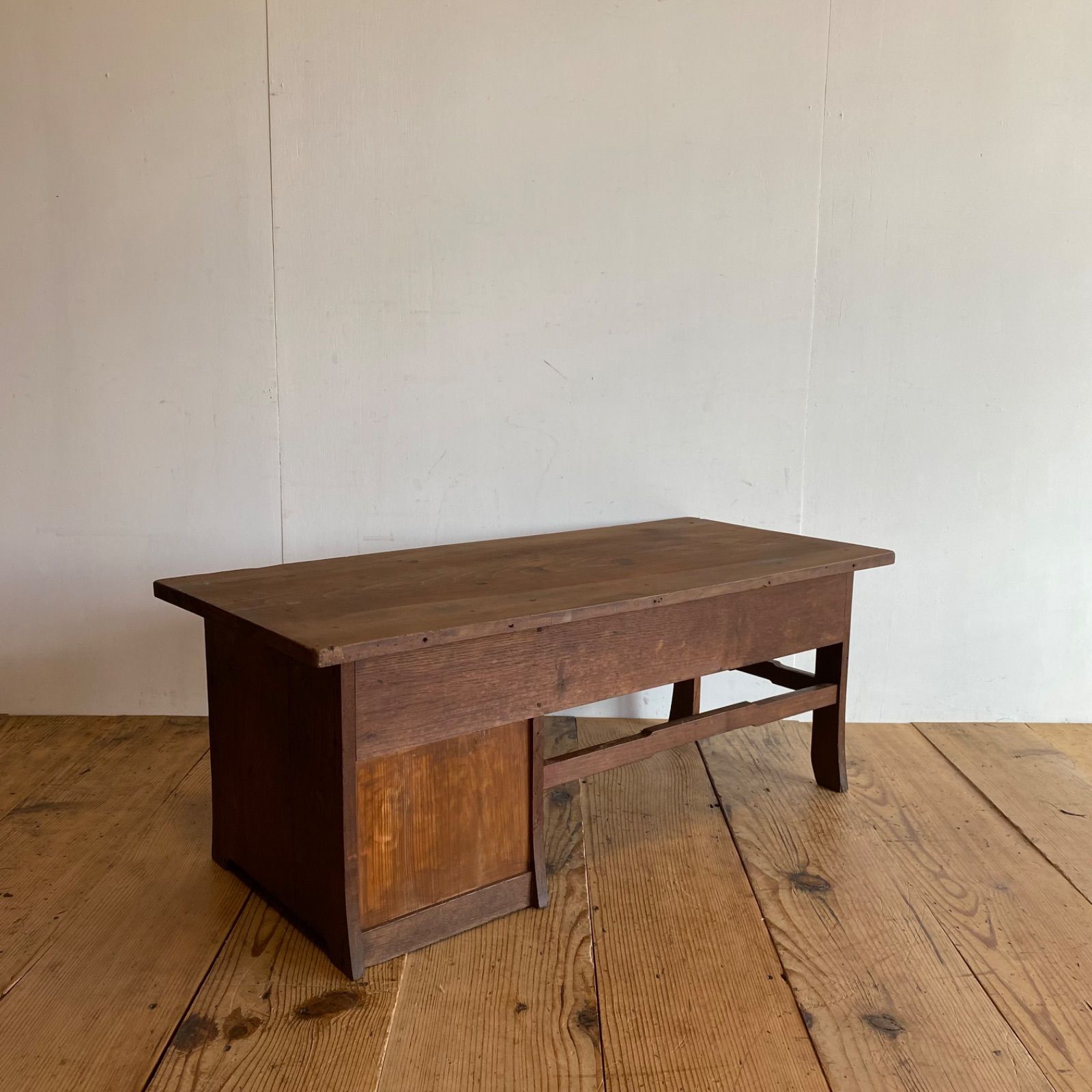 アンティーク 木製デスク ローテーブル 机 作業台 古家具 引き出し