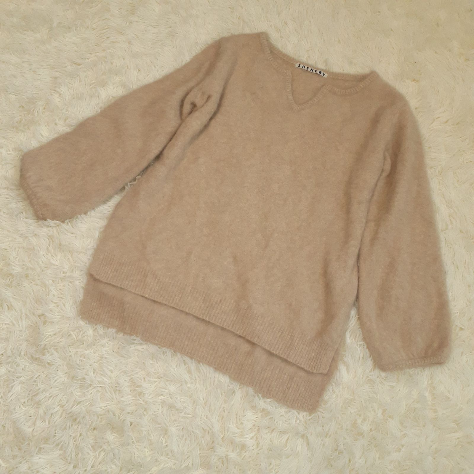 SHENERY シーナリー ファーカシミヤ キーネックニット プルオーバー ベージュ