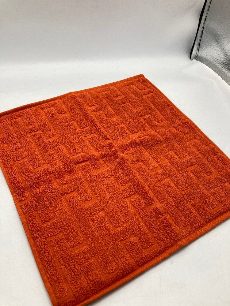 HERMES エルメス カレ タオル ステアーズ ハンドタオル D4