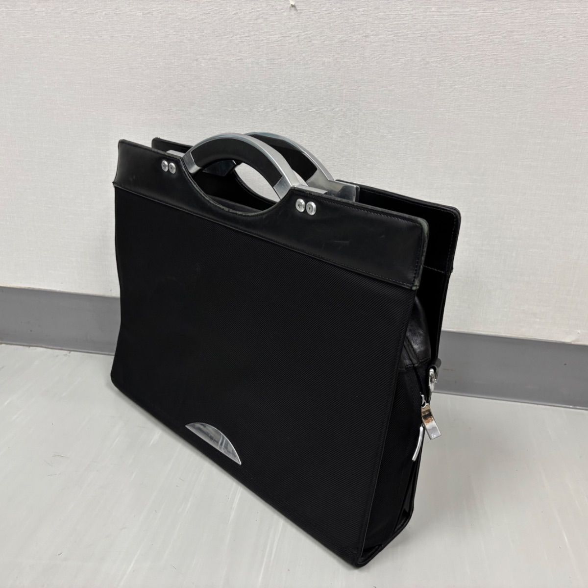 未使用✨ゼロハリバートン 2way ビジネスバッグ ショルダーバッグ　 ブラック 楽天市場】【安心の公式ストア】ショルダーバッグ ゼロハリバートン