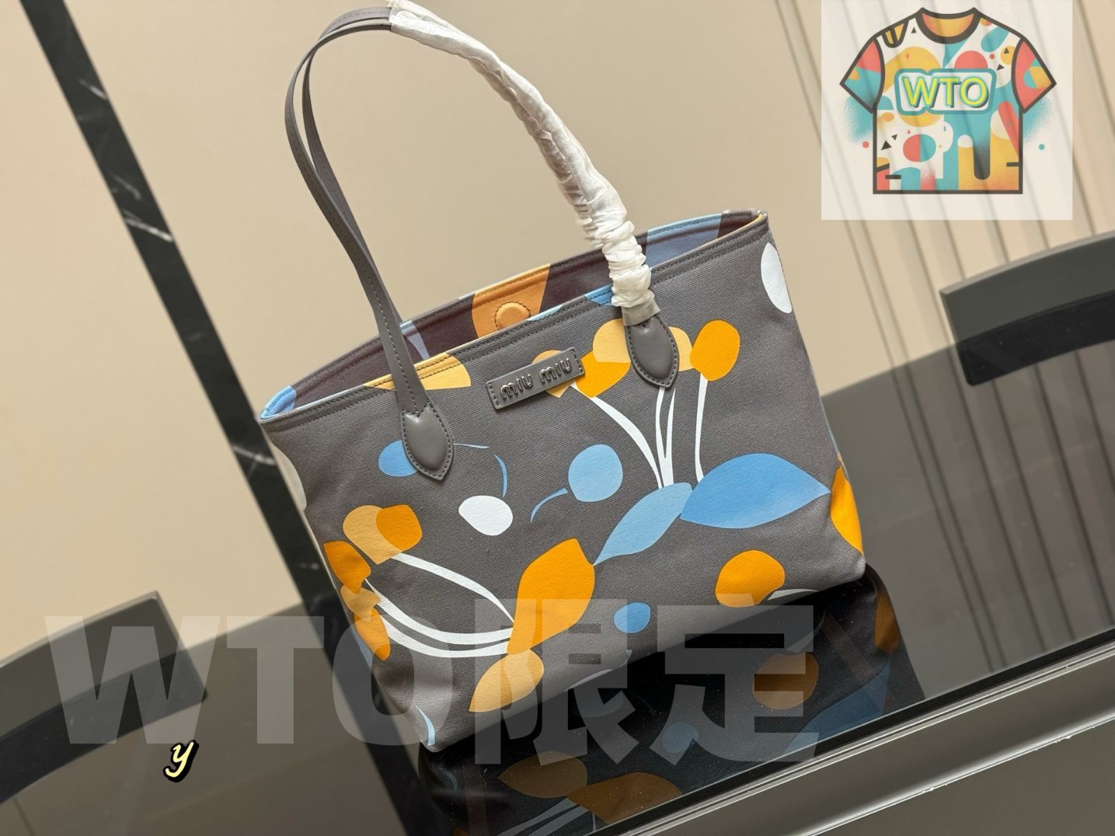 今日 Miu Miu Tote Bag ミュウミュウ トートバッグ 32×25cm 2025SS 秀場モデル-WTO輸入