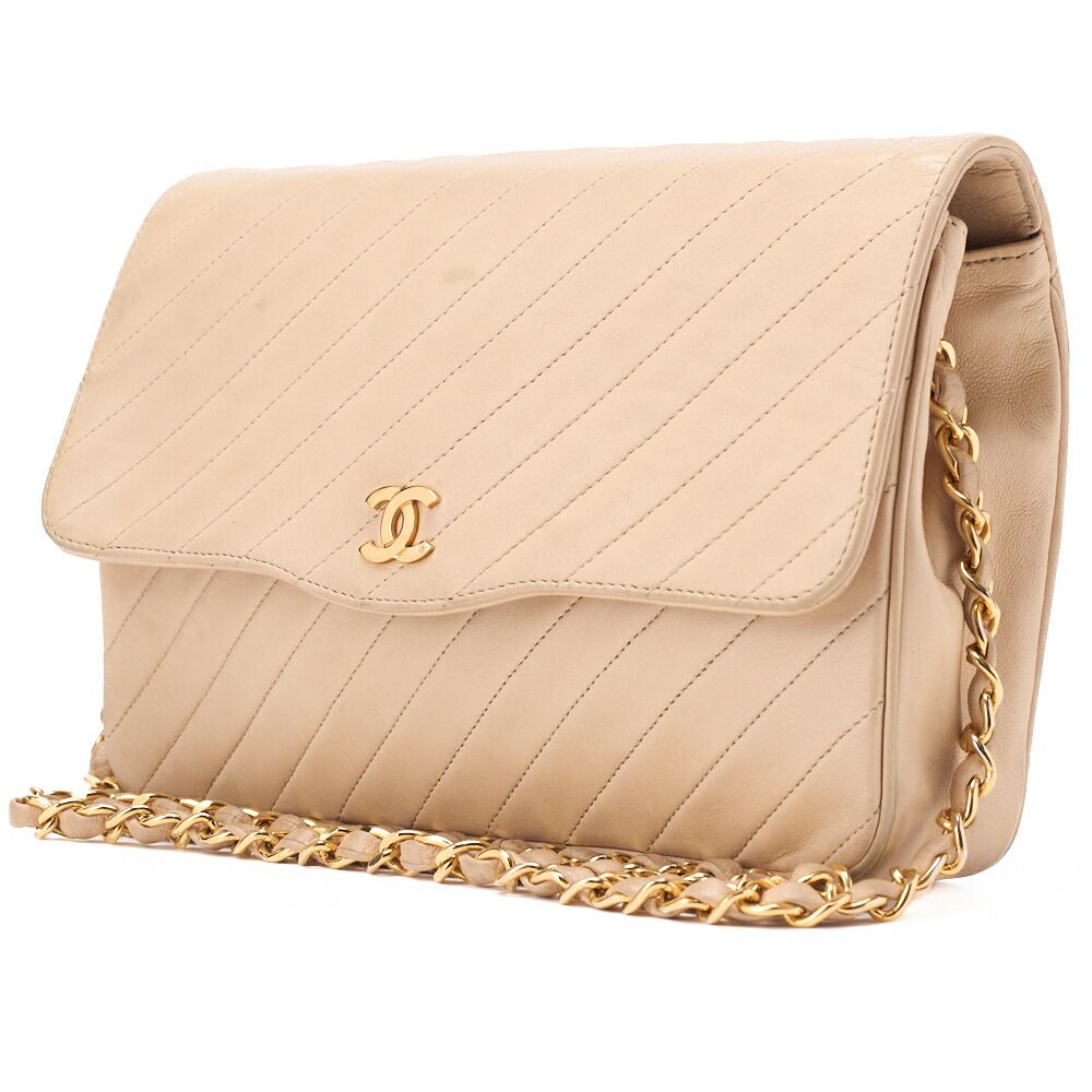 CHANEL シャネル 斜めステッチ プッシュロック チェーンショルダーバッグ ラムスキン ベージュ ゴールド金具 レディースバッグ ハイブランド