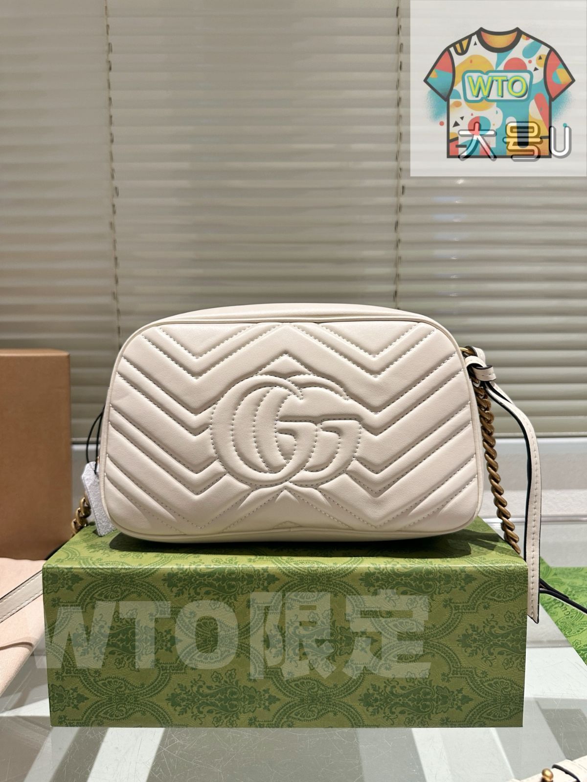 今日 Gucci Marmont カメラバッグ 24cm 牛皮