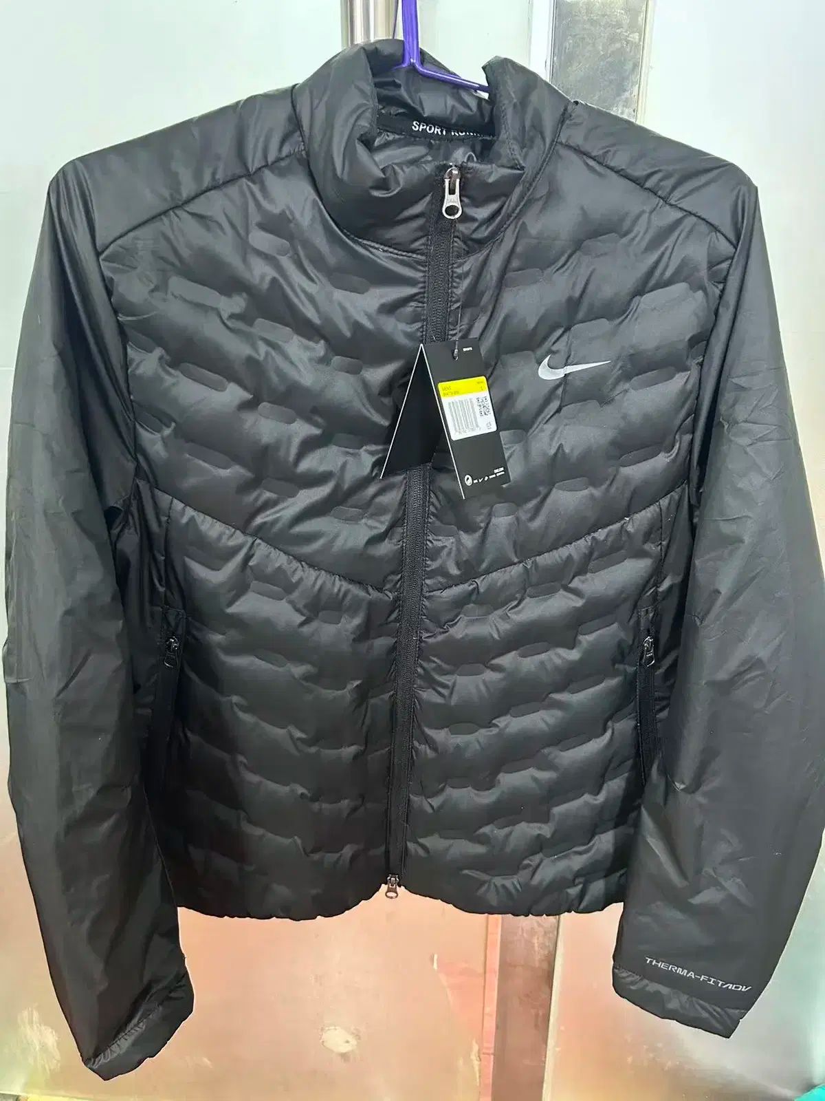 ナイキ サーマフィット ADV エアロロフト レペル ダウン ランニング ジャケット ブラック M