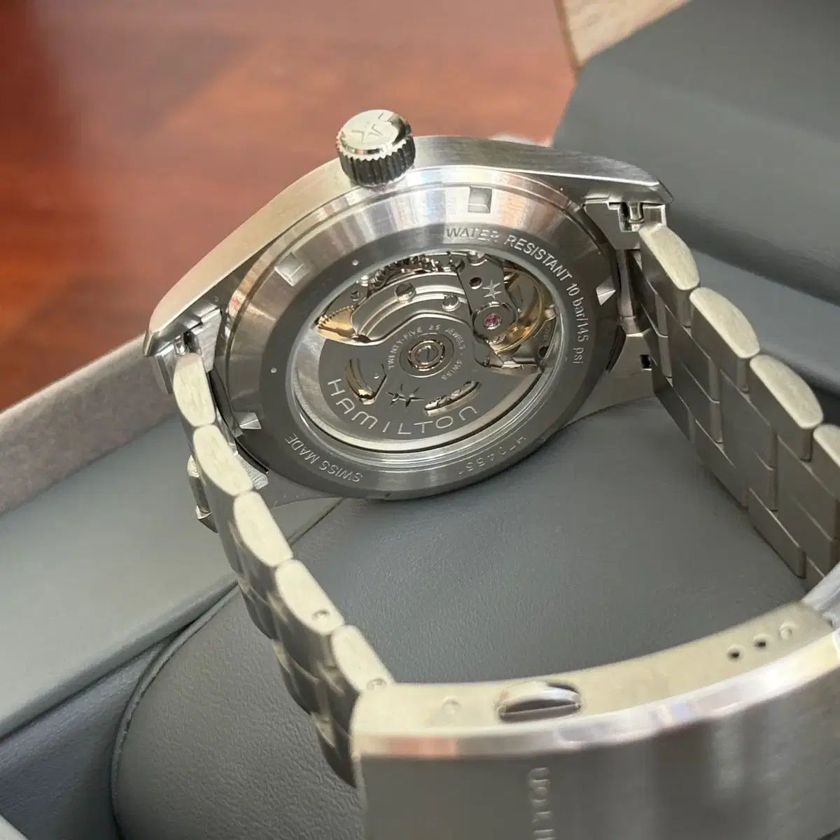 カーキフィールド オート