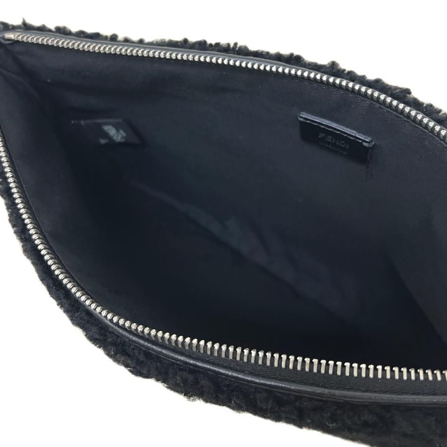  FENDI フェンディ バッグ ムートン ボア ロゴ クラッチ ポーチ ブラック クラッチバッグ バッグ