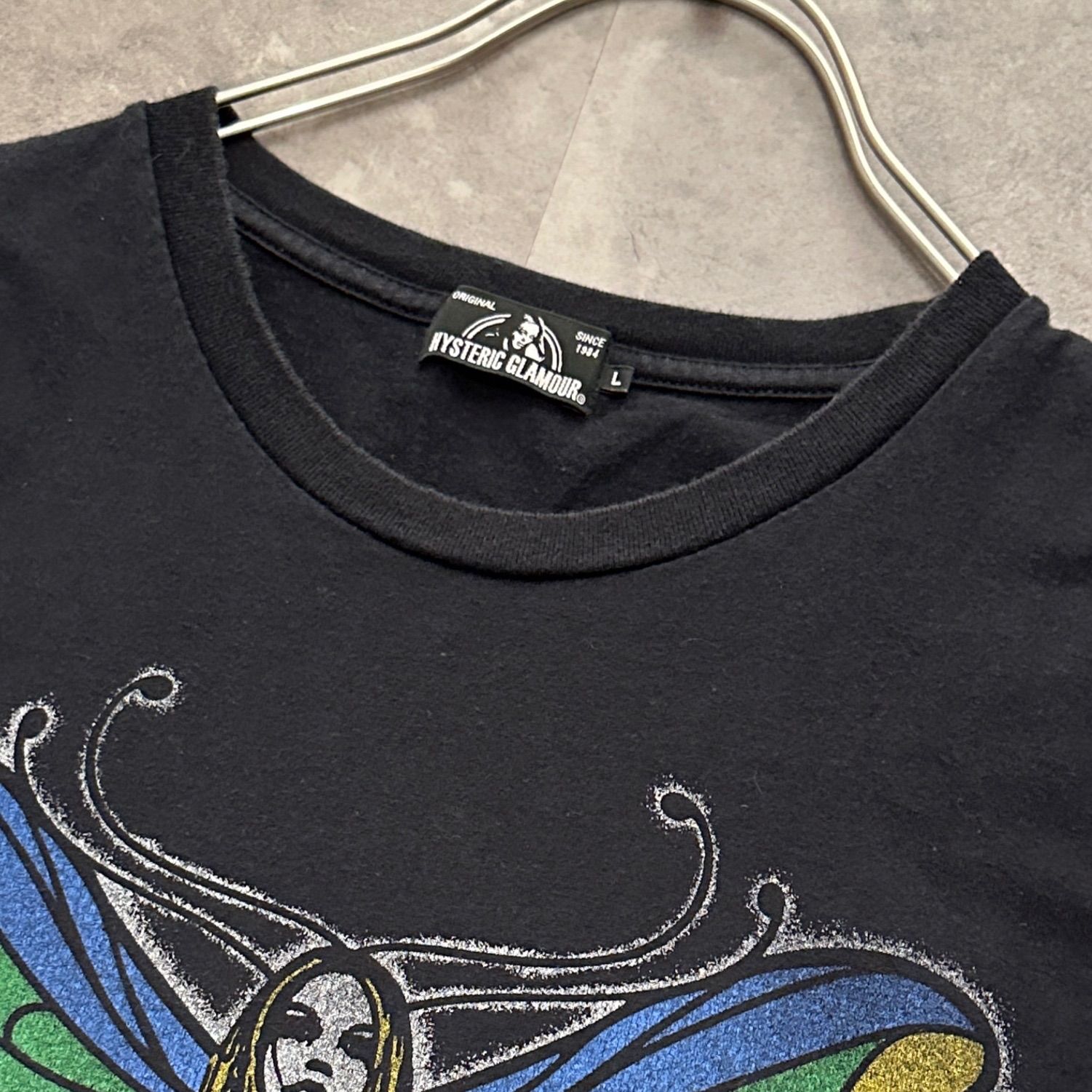 HYSTERIC バタフライデザイン Tシャツ ブラック　レインボー　サイズL HYSTERIC バタフライデザイン Tシャツ ブラックレインボーサイズL