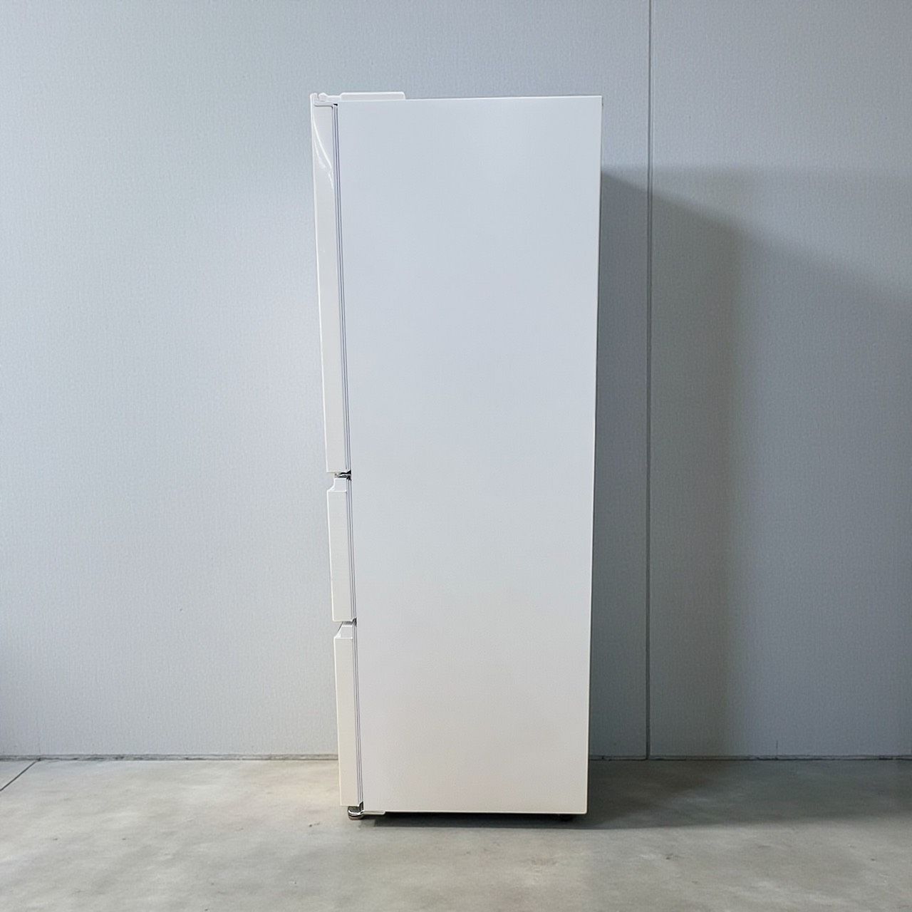 【レガストック川崎本店】【極美品】Haier ハイアール 335L SLIMORE スリモア ノンフロン冷凍冷蔵庫 スリムボディ リネンホワイト JR-CV34B 2023年製 極美品】Haier ハイアール 335L SLIMORE スリモア ノンフロン冷凍