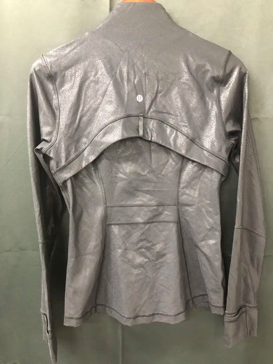 ディファイン ジャケット