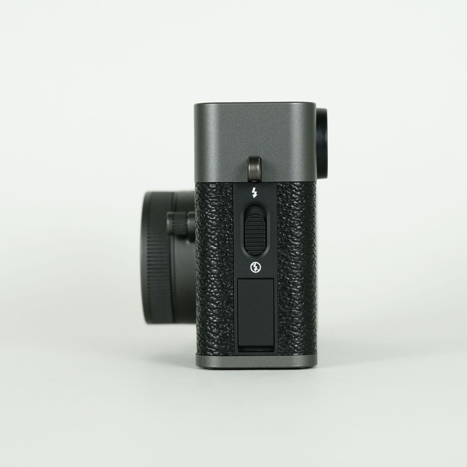 美品 | シャッター数400回｜外付けグリップ付] FUJIFILM X half X-HF1