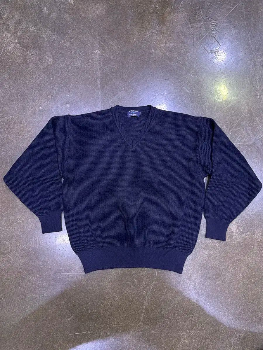 ローガン メリノウール ワッフル Vネック セーター ネイビー S
