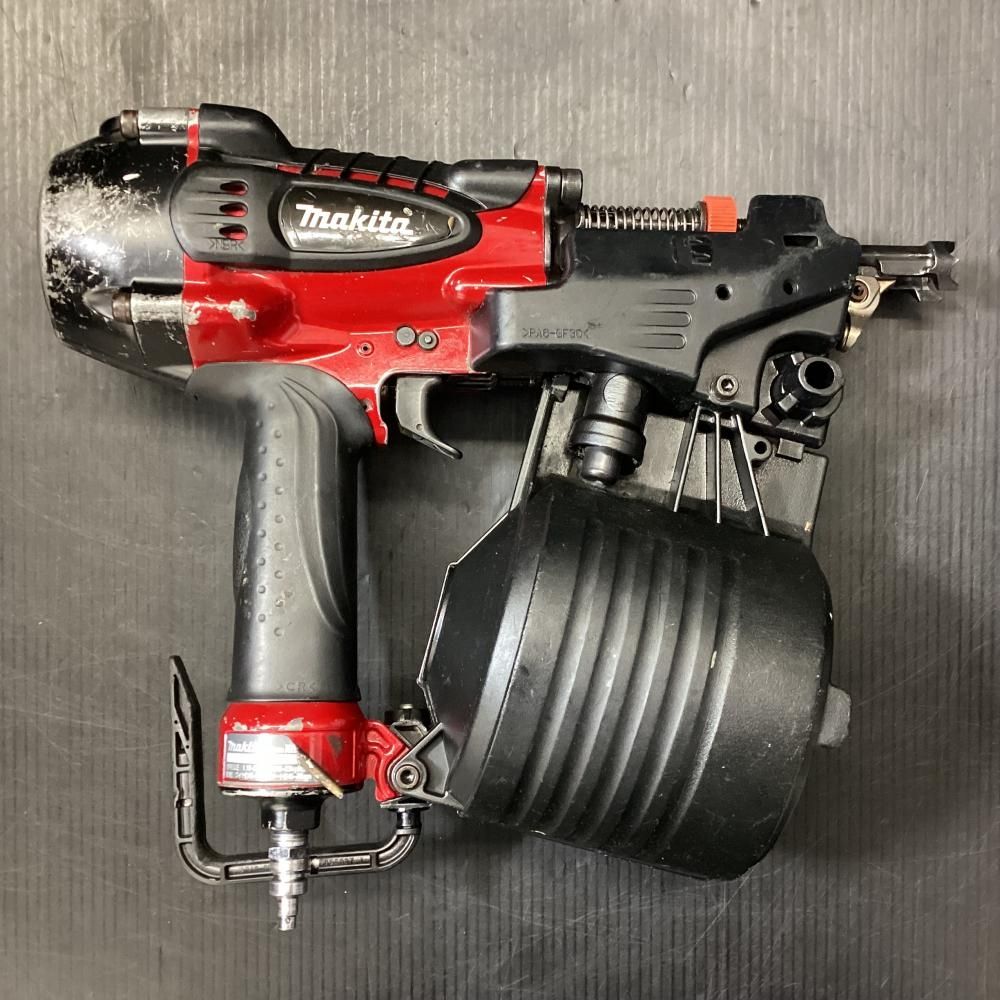 高圧エア釘打機