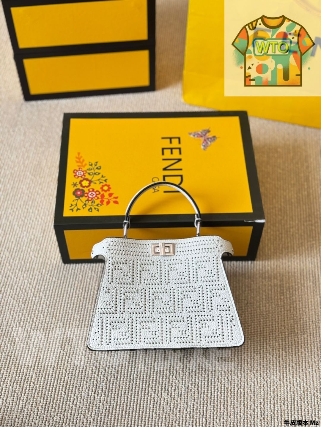 今日 Fendi フェンディ ホワイト クオイオ ロマーノ ハンドバッグ 19