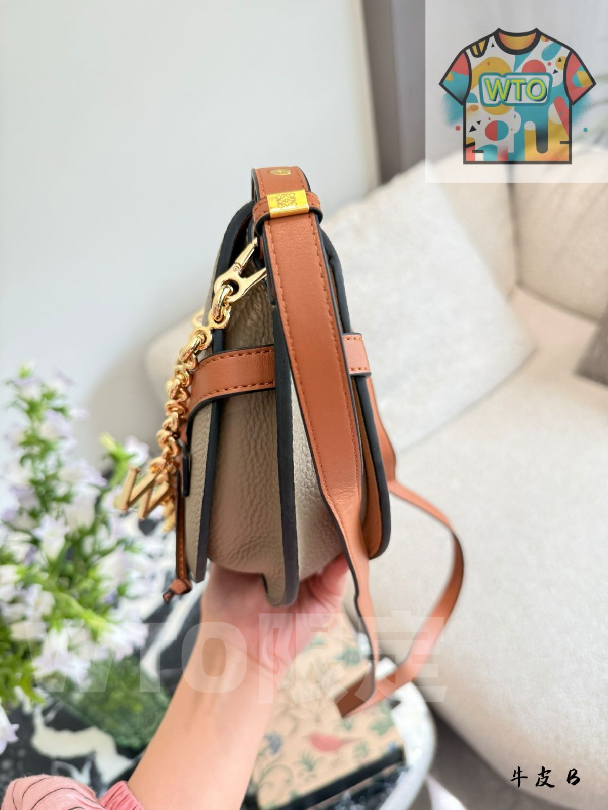 今日 LOEWE Leather Saddle Bag 20 cm with Chain Gift ロエウェ 本革サドルバッグ チェーン付き