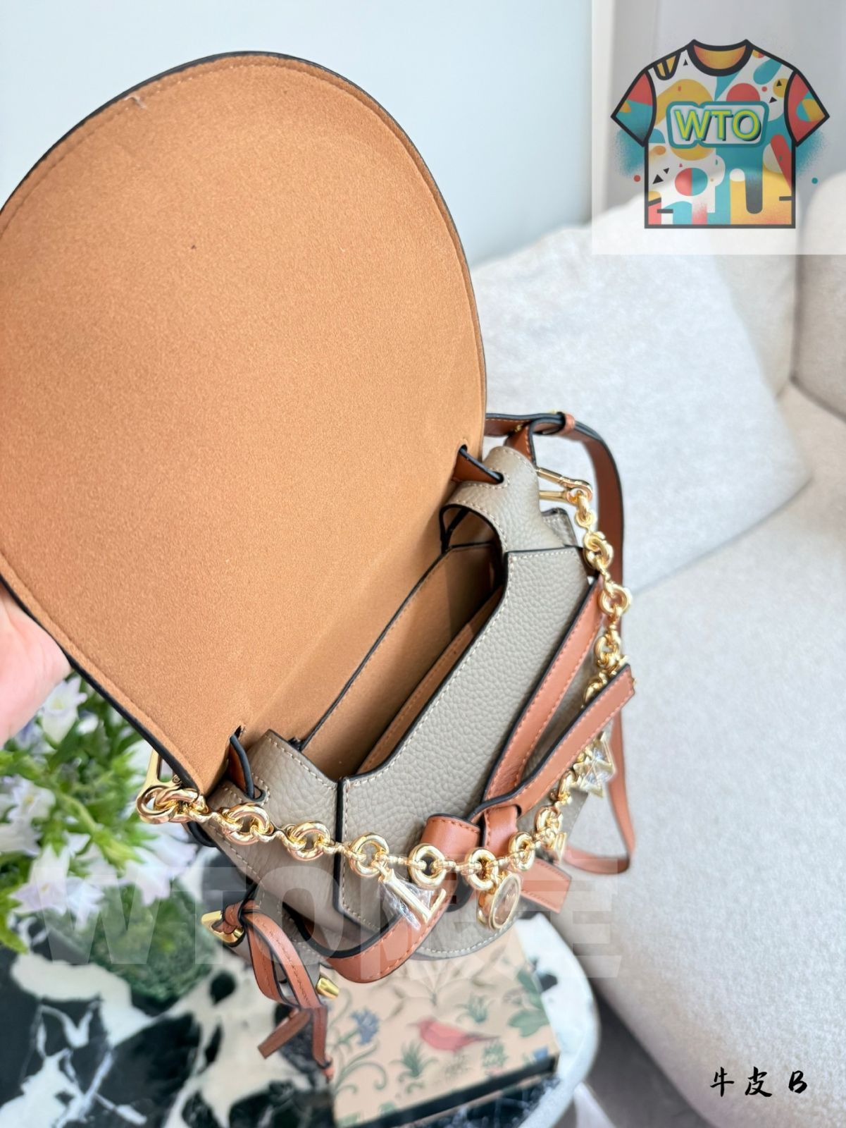 本革サドルバッグ チェーン付き