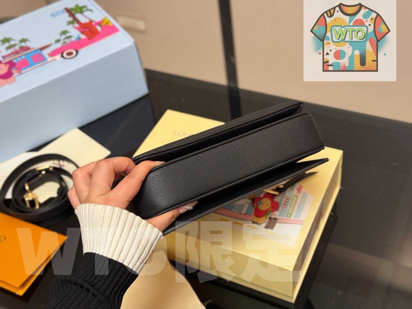 今日 LV 牛皮 クラシックメッセンジャーバッグ