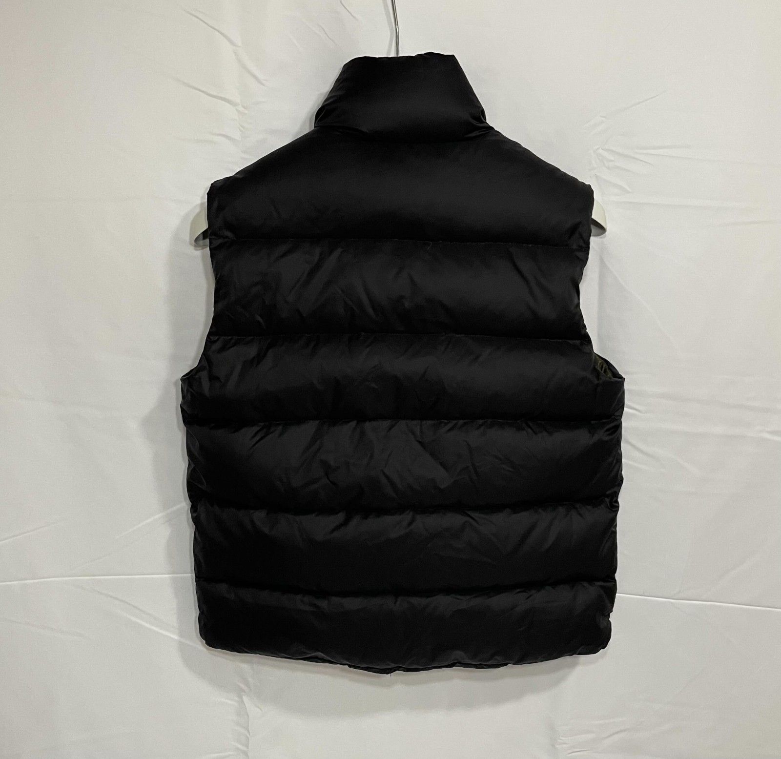 MONCLER M 1 ブラック ダウンベスト