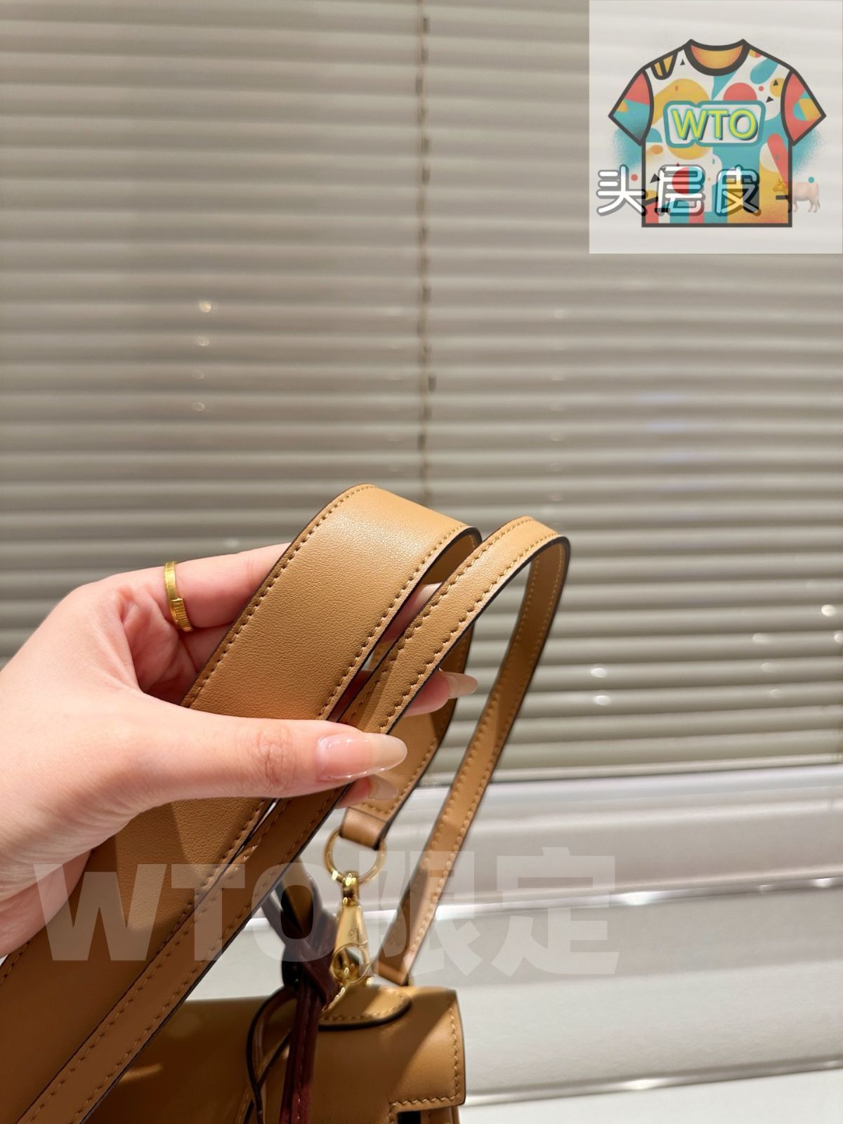 25 クリームホワイト