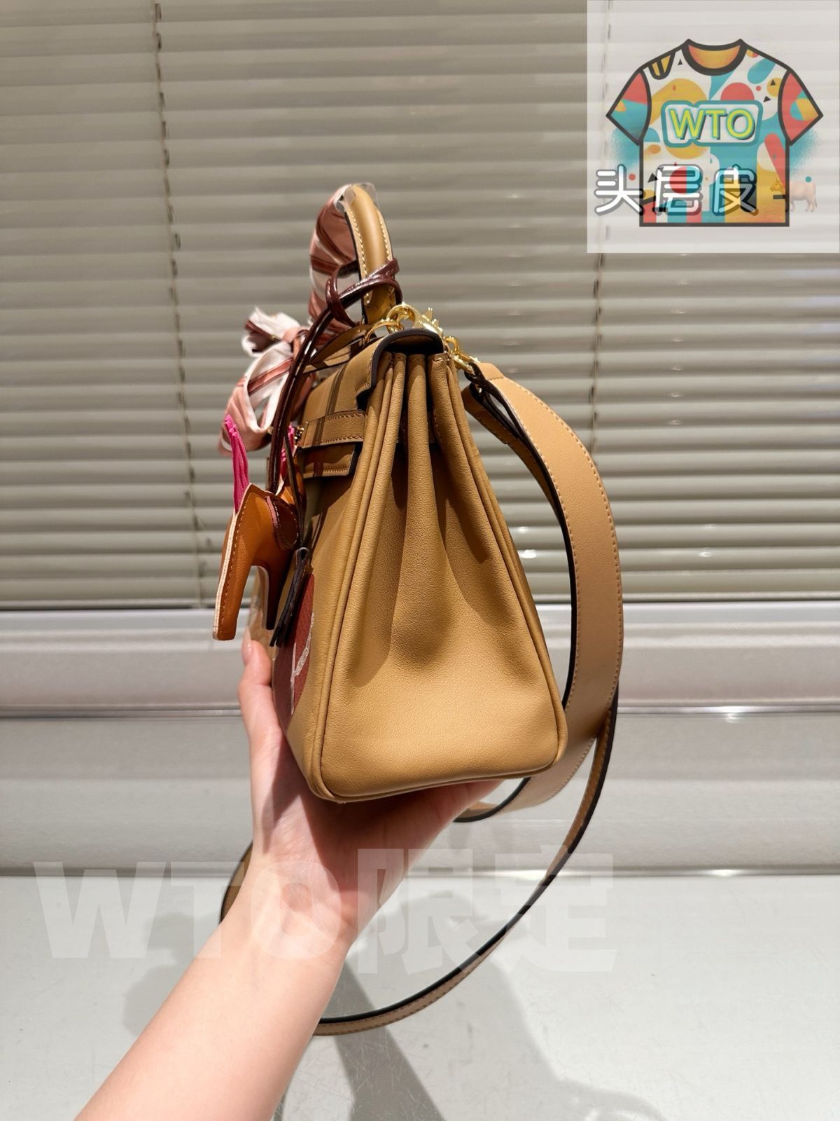 25 クリームホワイト