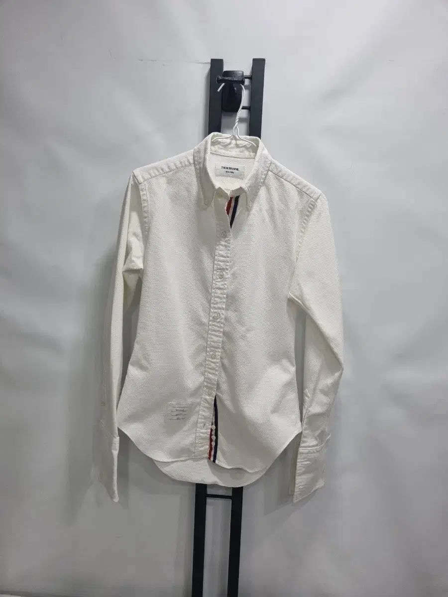 トム ブラウン シャツ 白 レディース 1