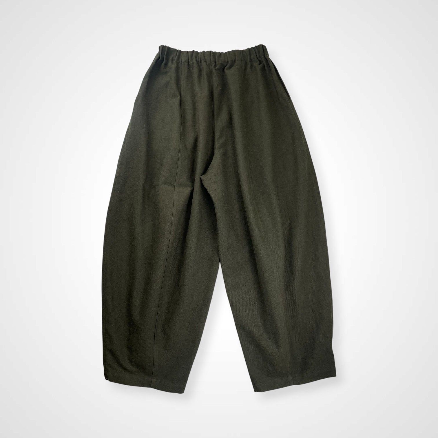 Curensology カレンソロジー コットンウールドロストパンツ カーキ 参考定価 26 000 tax SIZE